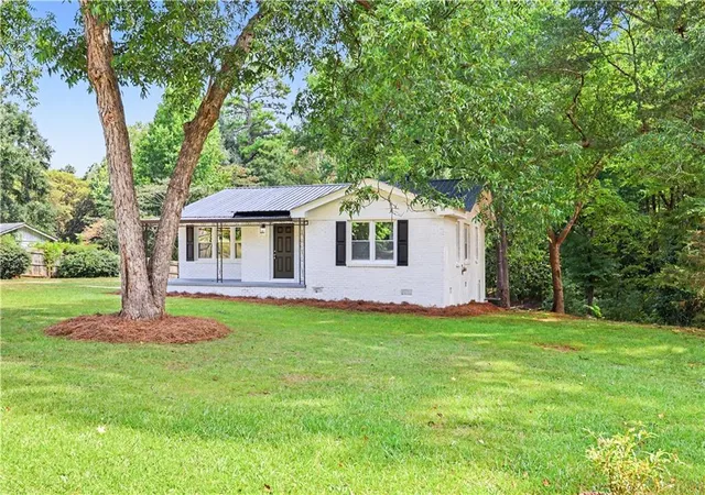 Photo 2 of Single family home for sale at 25 Mimosa Rd, Covington, GA 30016 | MLS# 7820382 | Listing updated on 2026-09-25