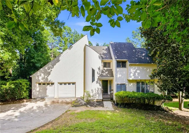 Photo 1 of Single family home for sale at 10285 Timberstone Rd, Johns Creek, GA 30022 | MLS# 7800151 | Listing updated on 2026-09-11