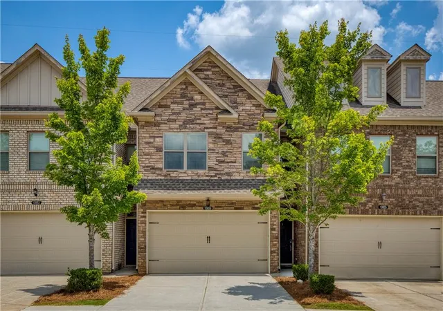 1st image of 10659 Naramore Ln, Johns Creek, GA 30022 | MLS# 7773860