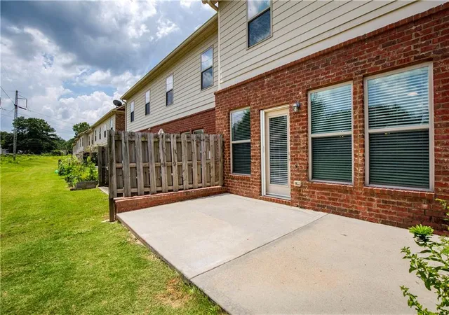 41st image of 10659 Naramore Ln, Johns Creek, GA 30022 | MLS# 7773860