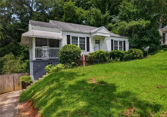 Photo 3 of Single family home for sale at 2727 Humphries St, Atlanta, GA 30344 | MLS# 7813100 | Listing updated on 2026-08-25
