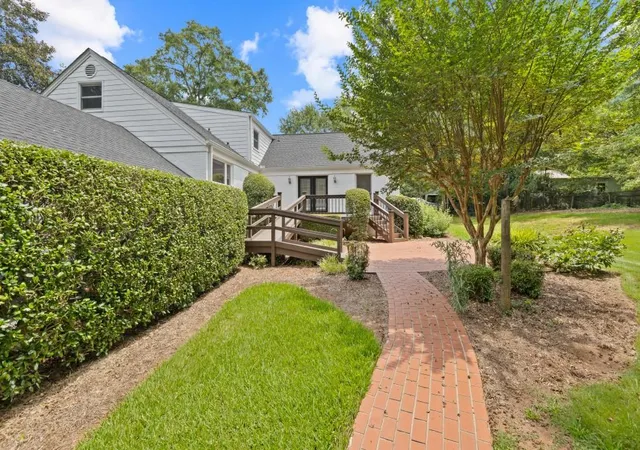 2nd image of 357 W Hightower Trl, Social Circle, GA 30025 | MLS# 7785980