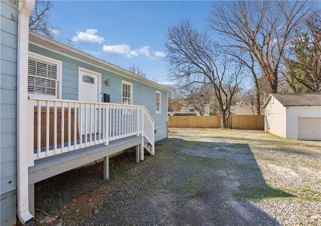 Photo 3 of Single family home for sale at 134 South Ave SE, Marietta, GA 30060 | MLS# 7804472 | Listing updated on 2026-10-09