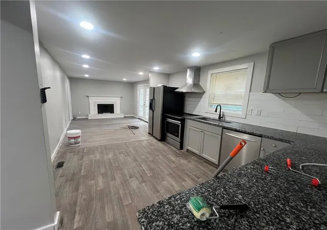 Photo 4 of Single family home for sale at 4304 Village Sq Ln, Stone Mountain, GA 30083 | MLS# 7810226 | Listing updated on 2026-09-17