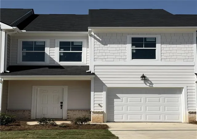 1st image of 327 Rolling Green Rd, Adairsville, GA 30103 | MLS# 7818367