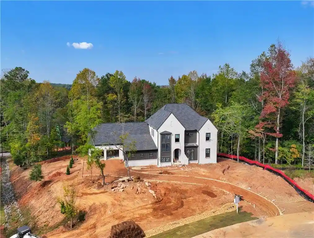 Single family home for sale at 915 Ebenezer Ln, Roswell, GA 30075 | MLS# 7855772