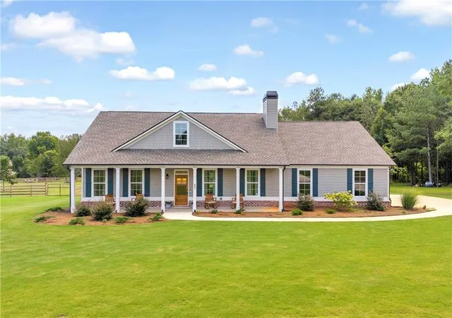 Photo 1 of Single family home for sale at 85 Woodfin Wy, Social Circle, GA 30025 | MLS# 7829278 | Listing updated on 2026-08-29