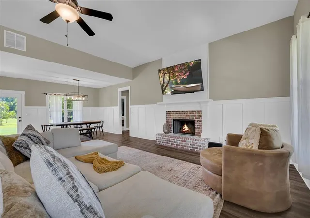 Photo 3 of Single family home for sale at 85 Woodfin Wy, Social Circle, GA 30025 | MLS# 7829278 | Listing updated on 2026-08-29