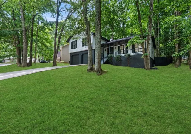 Homes for sale in Stone Mountain, GA | 1696 Fieldgreen Overlook, Stone Mountain, GA 30088 | MLS# 7802404