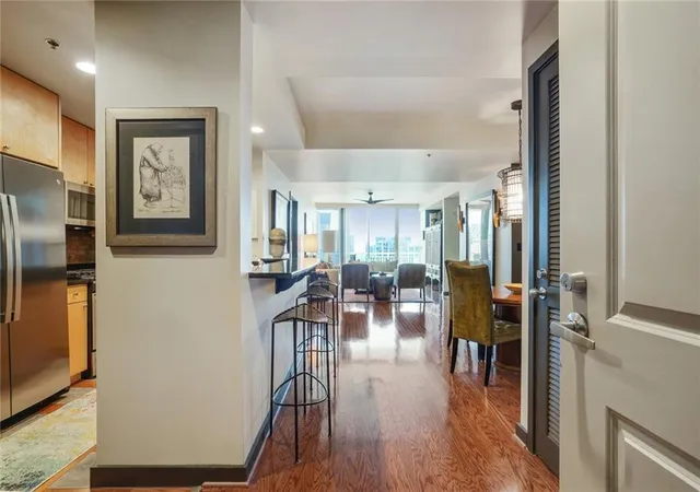 Homes for sale in Atlanta, GA | 3338 Peachtree Rd Ne #2405, Atlanta, GA 30326 | MLS# 7728298