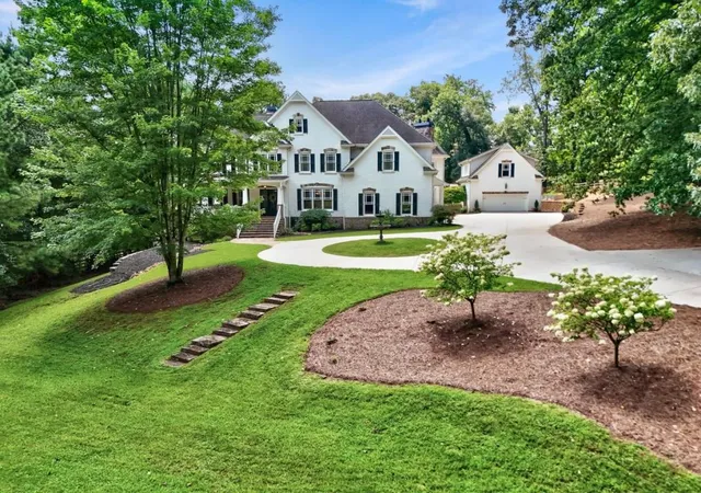 Photo 3 of Single family home for sale at 14025 Freemanville Rd, Alpharetta, GA 30004 | MLS# 7815601 | Listing updated on 2026-09-01