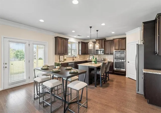3rd image of 330 Piedmont Cir, Covington, GA 30016 | MLS# 7813467