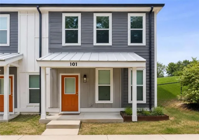 1st image of 697 Fayetteville Rd #101, Atlanta, GA 30316 | MLS# 7815975