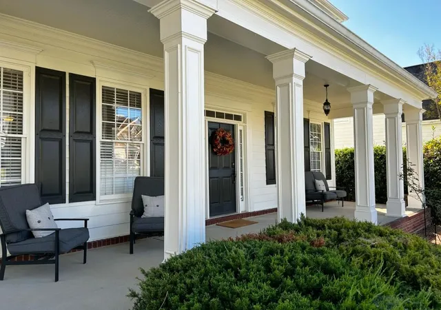 Photo 3 of Sale Pending at 5337 Cabot Crk Dr, Buford, GA 30518 | MLS# 7768509 | Listing updated on 2026-10-01