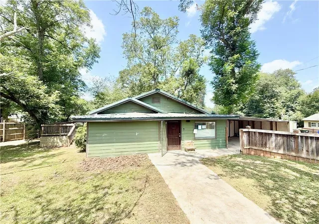 Photo 1 of Sale Pending at 6371 Washington St, Union City, GA 30291 | MLS# 7822410 | Listing updated on 2026-09-25
