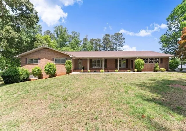 Photo 1 of Single family home for sale at 4118 Mountain View Rd, Oakwood, GA 30566 | MLS# 7766561 | Listing updated on 2026-08-15