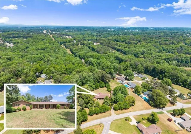 Photo 2 of Single family home for sale at 4118 Mountain View Rd, Oakwood, GA 30566 | MLS# 7766561 | Listing updated on 2026-08-15