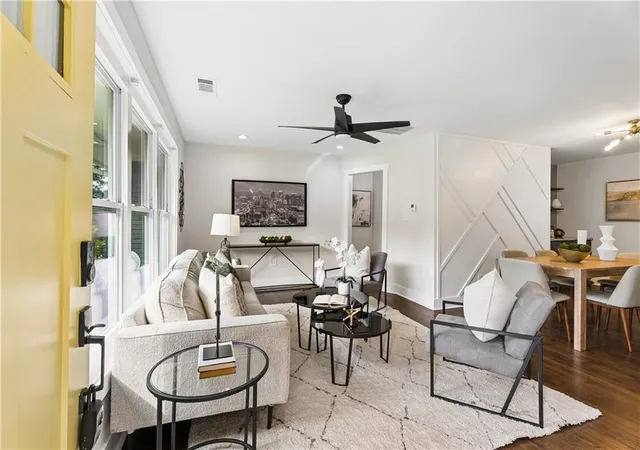 2nd image of 645 Montevista St Sw, Atlanta, GA 30310 | MLS# 7820726