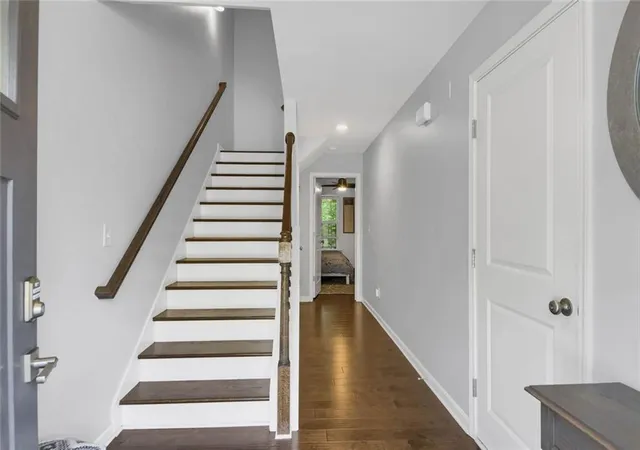 3rd image of 859 Sw Society Cir Sw, Atlanta, GA 30331 | MLS# 7779340