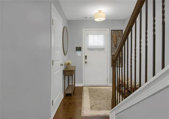 4th image of 859 Sw Society Cir Sw, Atlanta, GA 30331 | MLS# 7779340
