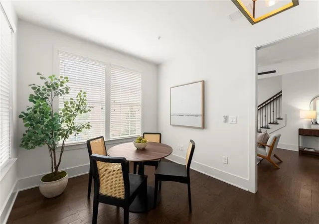 Photo 4 of Townhouse for sale at 6601 Cadence Blvd N, Sandy Springs, GA 30328 | MLS# 7793285 | Listing updated on 2026-07-31