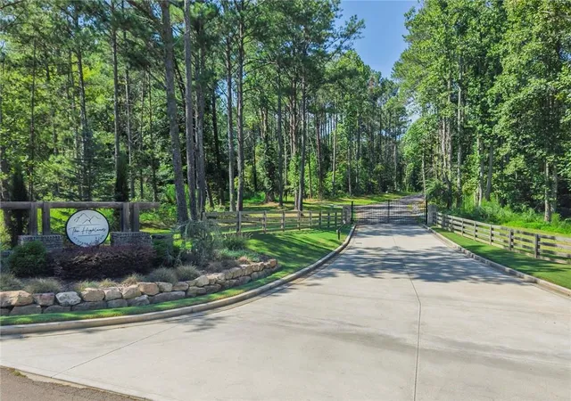 2nd image of 200 Highlands Chase, Ball Ground, GA 30107 | MLS# 7824425