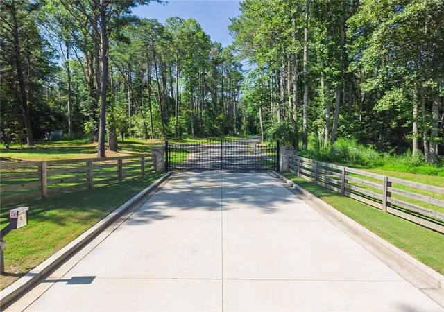 3rd image of 200 Highlands Chase, Ball Ground, GA 30107 | MLS# 7824425