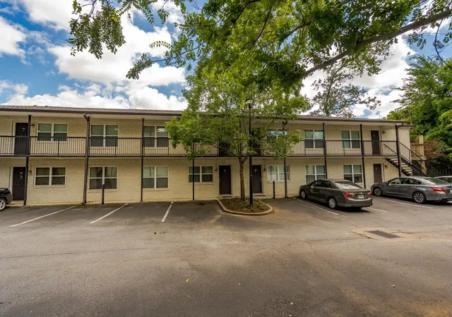 Condominium at 48 Peachtree Ave Ne #323, Atlanta, GA 30305 | MLS# 6739870 | | Sold on 2020-07-28