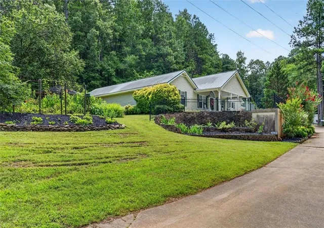 1st image of 79 Chestnut Path, Dallas, GA 30132 | MLS# 7809668