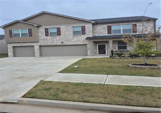 1st image of 5453 Flat Rock Pt, Lithonia, GA 30038 | MLS# 7745293
