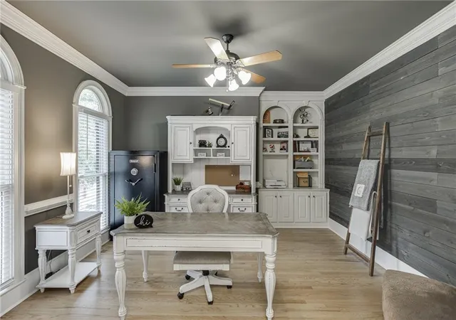 4th image of 1083 Meadow Bluff Ter, Suwanee, GA 30024 | MLS# 7812125