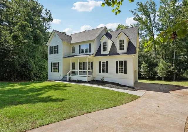 1st image of 161 Lake Ridge Dr, Newnan, GA 30263 | MLS# 7826049