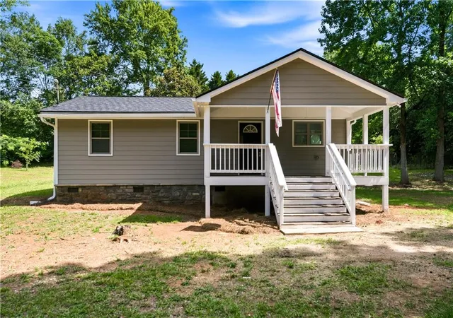 Homes for sale in Maysville, GA | 108 Upland Dr, Maysville, GA 30558 | MLS# 7787394