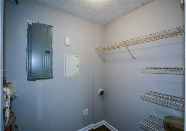 2nd image of 8304 Fairington Vlg Dr, Lithonia, GA 30038