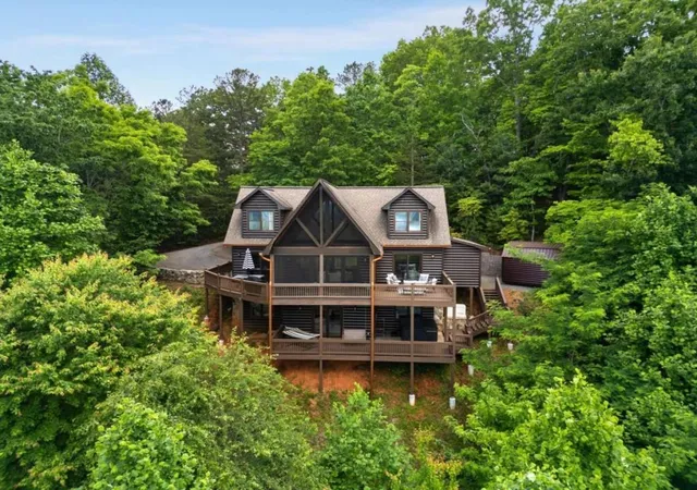 Photo 1 of Single family home for sale at 231 Sunrock Mountain Trl, Blue Ridge, GA 30513 | MLS# 7797848 | Listing updated on 2026-10-06