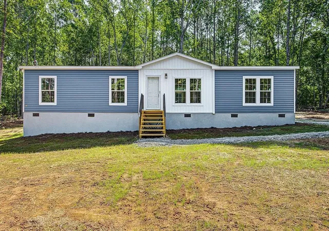 2nd image of 140 B Lakeshore Dr, Eatonton, GA 31024 | MLS# 7824799