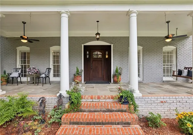 Photo 2 of Sale Pending at 2942 Margaret Mitchell Ct Nw, Atlanta, GA 30327 | MLS# 7802914 | Listing updated on 2026-08-27
