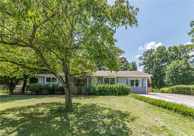 Photo 1 of Sale Pending at 877 King Dr, Conyers, GA 30094 | MLS# 7823444 | Listing updated on 2026-09-16