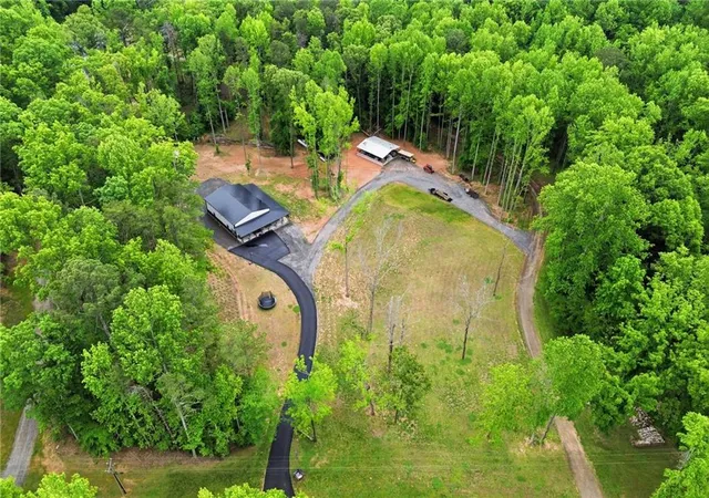 Homes for sale in Ball Ground, GA | 580 Eagles Perch Rd, Ball Ground, GA 30107 | MLS# 7767135