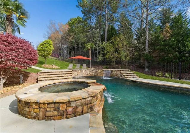 3rd image of 3960 Bonnett Creek Ln, Hoschton, GA 30548 | MLS# 7792282