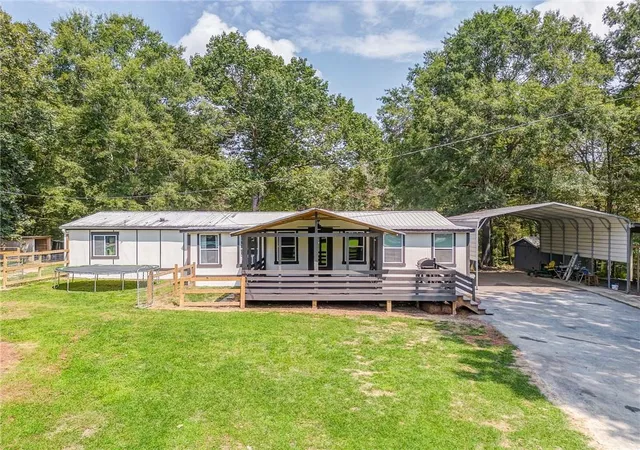 Photo 2 of Sale Pending at 135 Little Crk Ln, Resaca, GA 30735 | MLS# 7797554 | Listing updated on 2026-08-21