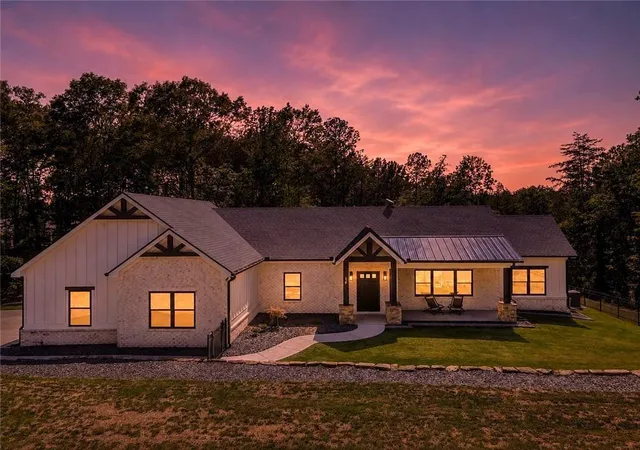 4th image of 16 Mountain Creek Trl Ne, Fairmount, GA 30139 | MLS# 7805366