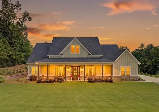 1st image of 2700 Old Cartersville Wy, Dallas, GA 30132 | MLS# 7813705