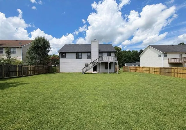 Photo 3 of Sale Pending at 4031 Imperial Ln, Mcdonough, GA 30253 | MLS# 7818375 | Listing updated on 2026-08-23