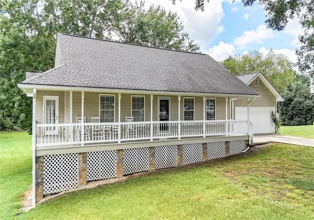 Photo 1 of Sale Pending at 583 Avondale Dr, Rocky Face, GA 30740 | MLS# 7815991 | Listing updated on 2026-10-10