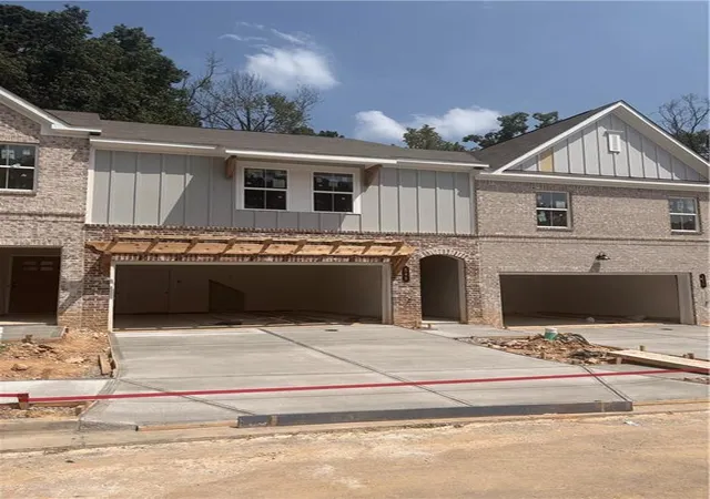 Homes for sale in Lawrenceville, GA | 548 Feldspar Wy, Lawrenceville, GA 30043 | MLS# 7790047