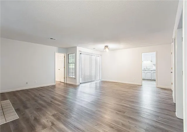 Photo 3 of Condo for sale at 605 Garden Ct, Sandy Springs, GA 30328 | MLS# 7811074 | Listing updated on 2026-08-25