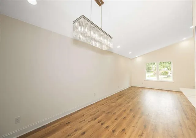 4th image of 10175 Old Woodland Entry Ne, Johns Creek, GA 30022 | MLS# 7823334