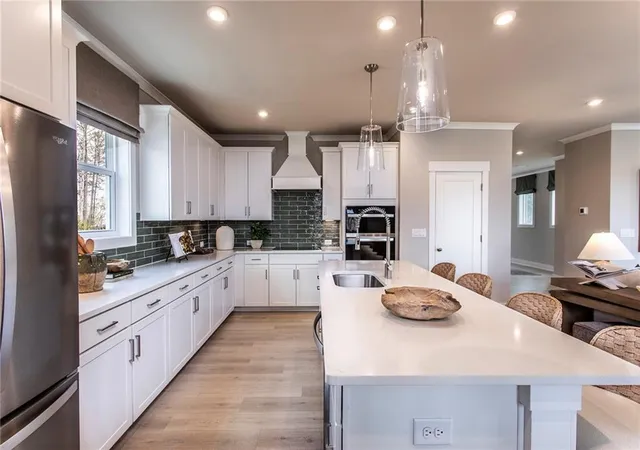Photo 4 of Single family home for sale at 121 Kindred Ln, Marietta, GA 30066 | MLS# 7816951 | Listing updated on 2026-08-15