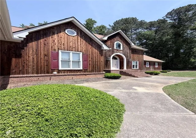 3rd image of 763 Mcdaniel Mill Rd, Conyers, GA 30094 | MLS# 7772127